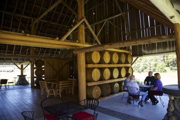 Find wines that rival Napa Valley in Southern Oregon's Applegate Valley Wine Trail